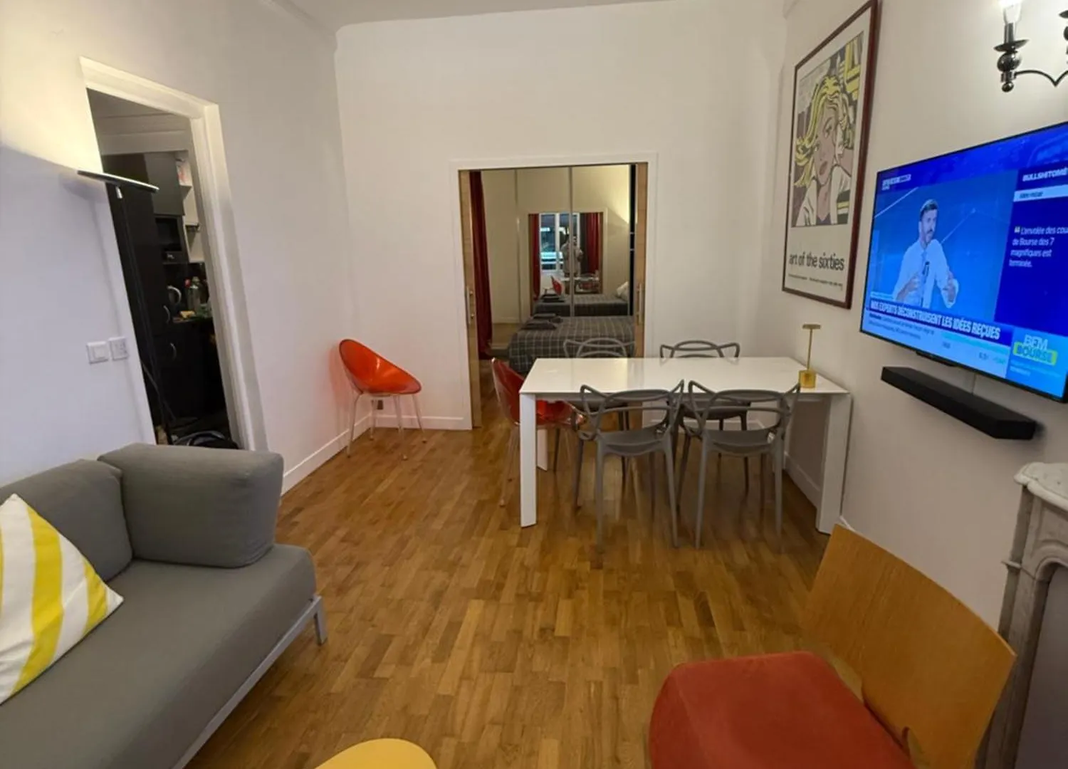 2 Bedroom With Spacious Terrace Minutes From Champs Elysees