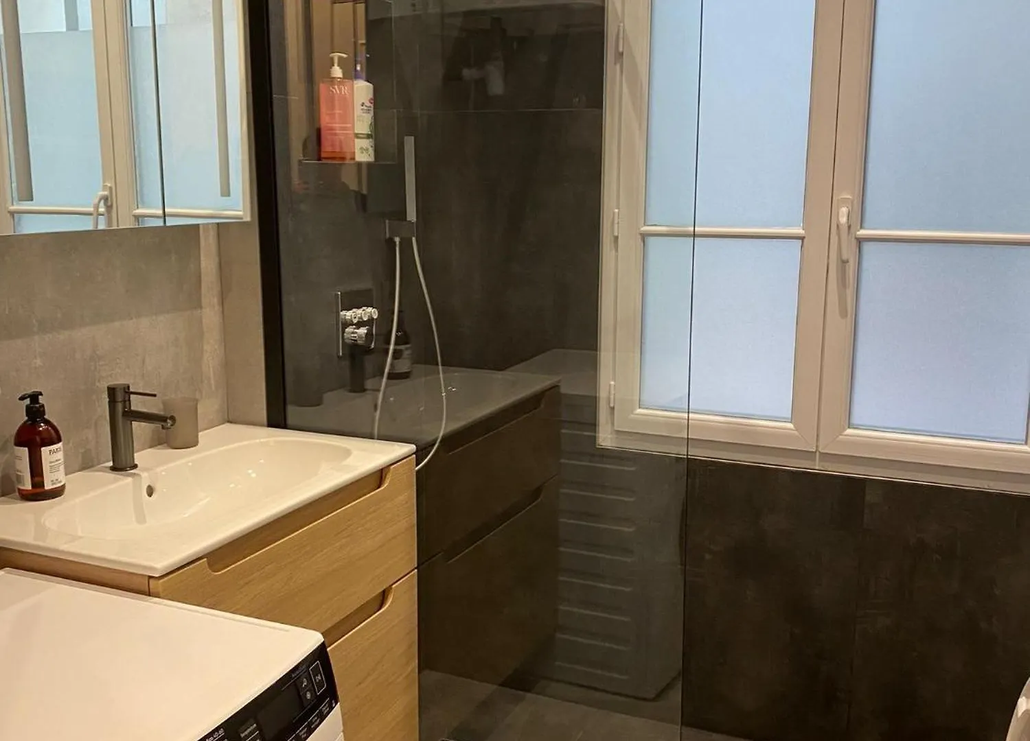 2 Bedroom With Spacious Terrace Minutes From Champs Elysees Διαμέρισμα *